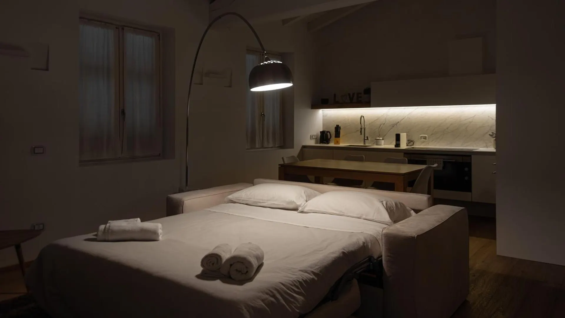 Appartamento White Moon Crema & Parking