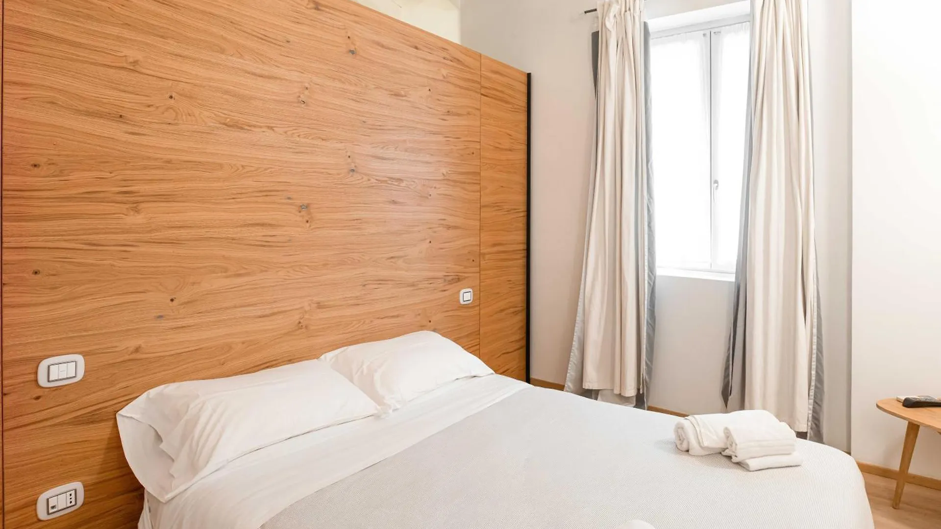 Appartamento White Moon Crema & Parking Italia