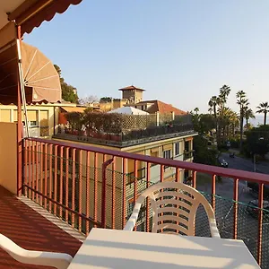 https://appartamento-di-edo.hotelitalianriviera.com