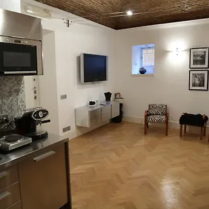 https://rose-roma.it-romehotels.com