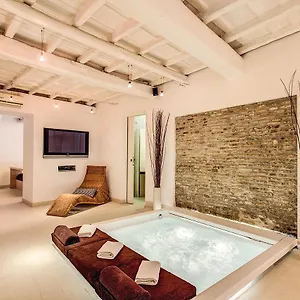 https://yhr-jacuzzi-luxury-suite.it-romehotels.com